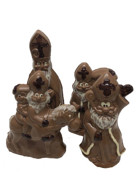 Ingekleurde sint chocolade figuren melk